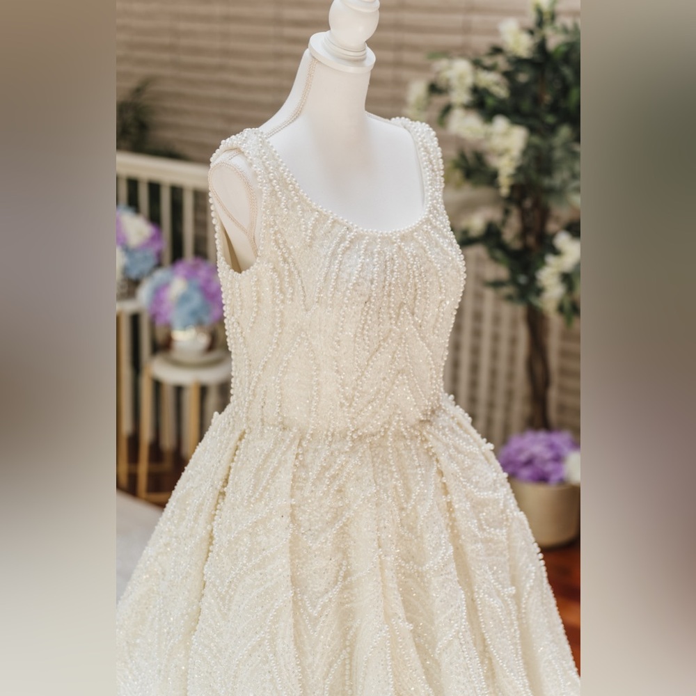 Dina Hawidi Bridal Concept Wedding Dress